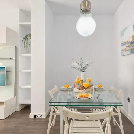 Lovely Apartment Malaga